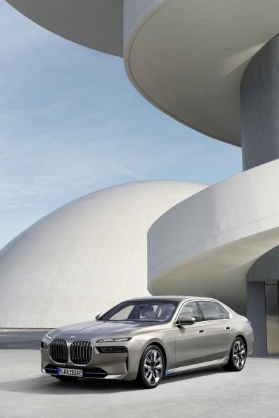 BMW E39 528 Touring mit 7,0-Liter V8 Power und 600PS