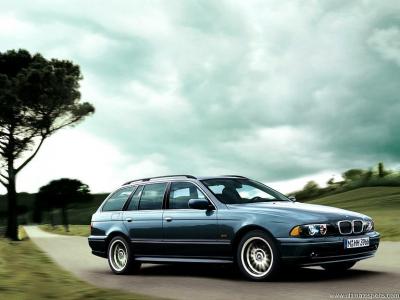 BMW E39 5 Series Touring 528i (1997)