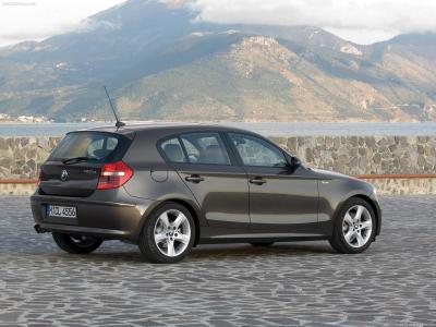 Fichas tecnicas de BMW E87 1 Series 5 door, dimensiones e consumos
