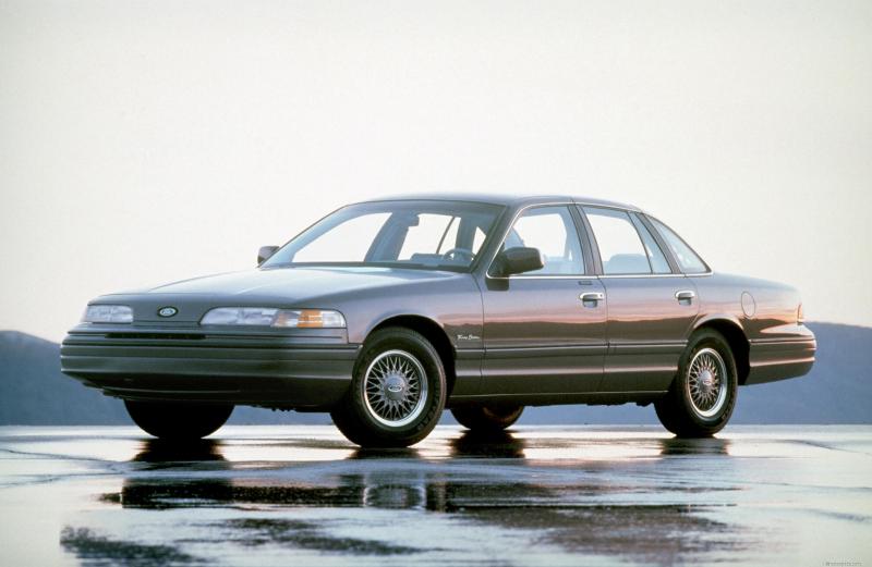 Specs for all Ford Crown Victoria 1992 versions