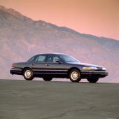 Ford Crown Victoria (EN53) - 1995 Facelift