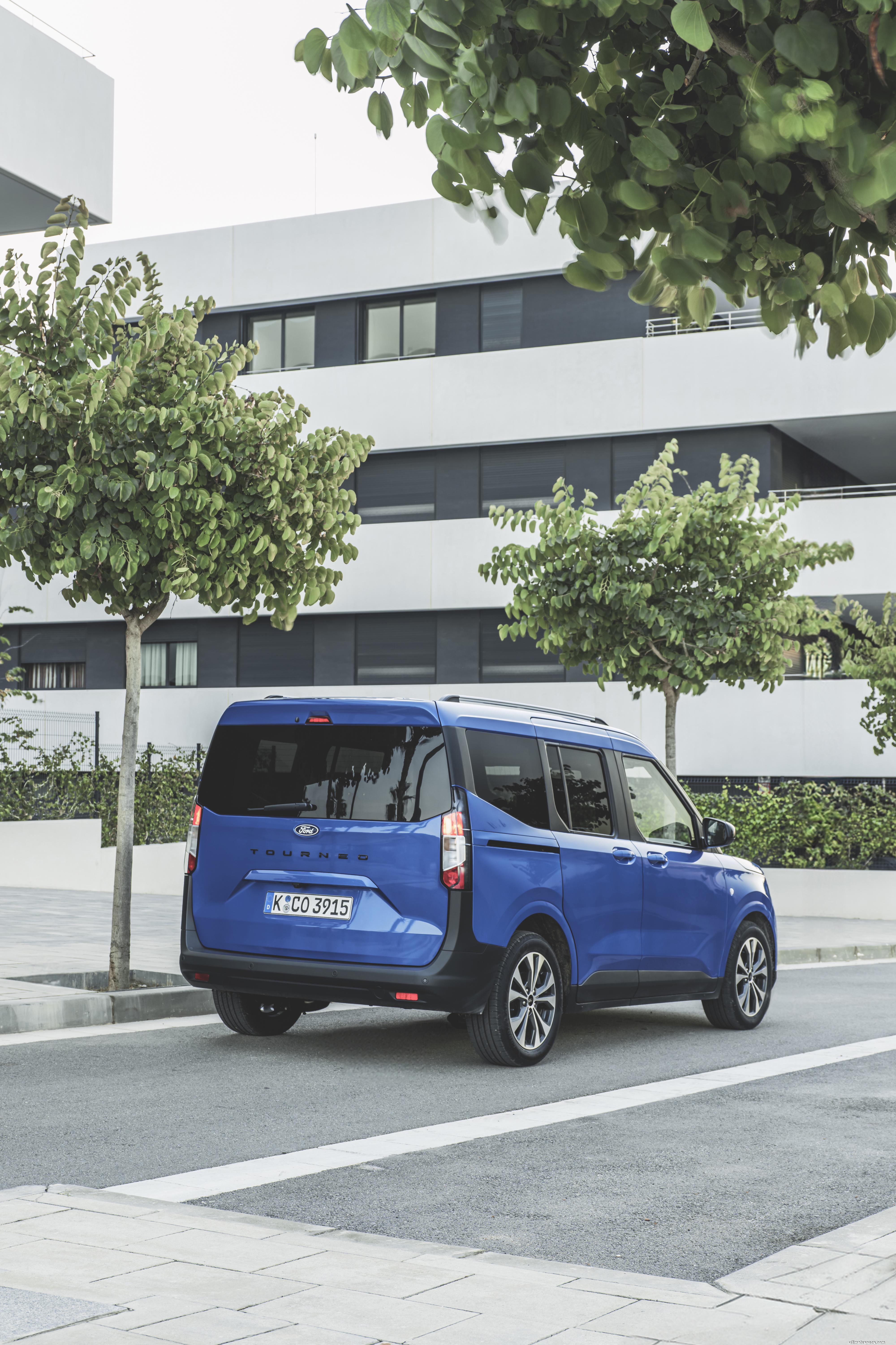 Ford Tourneo Courier 2024