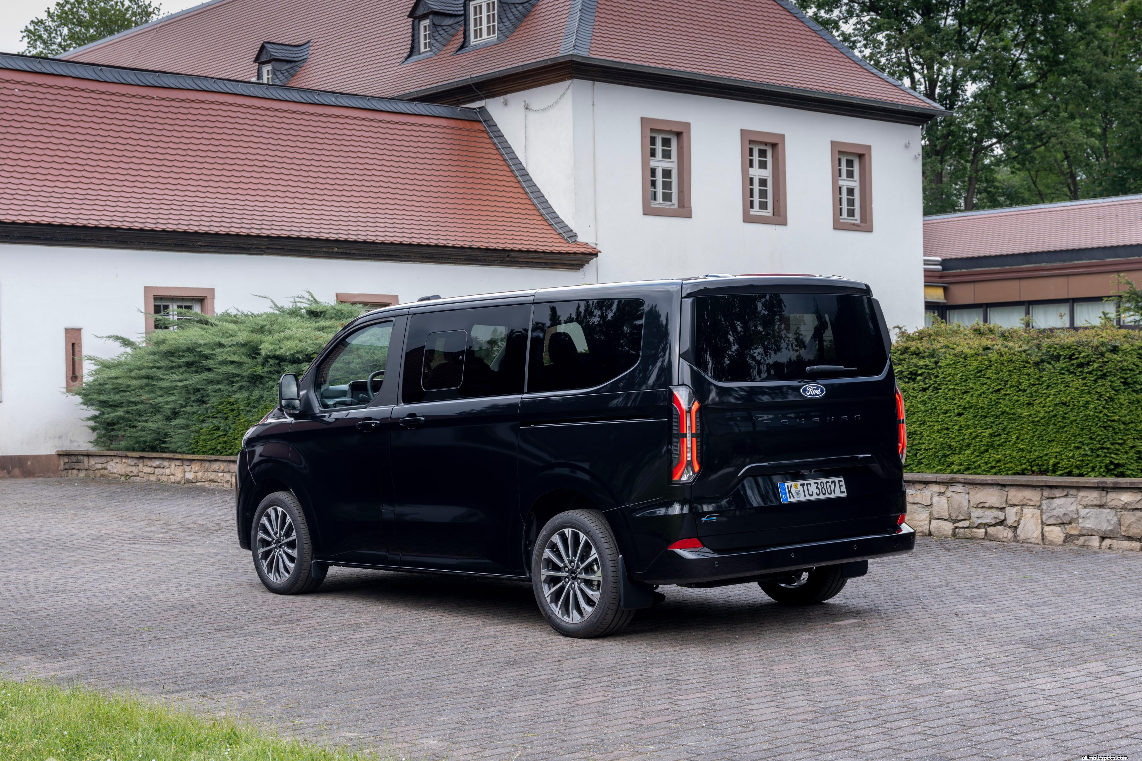 Ford Tourneo Custom L1 2024