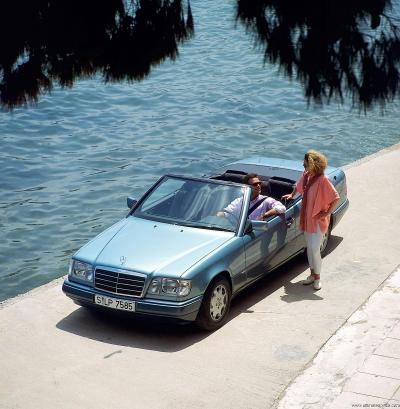 Mercedes Benz W124 Cabrio E 220 (1993)