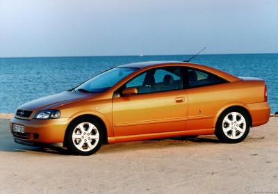 Opel Astra G Coupe Turbo (2000)