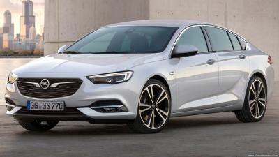 OPEL INSIGNIA INSIGNIA Sports Tourer 2.0 Diesel Aut. Ultimate kaufen -  Stellantis &You, Sales and Services