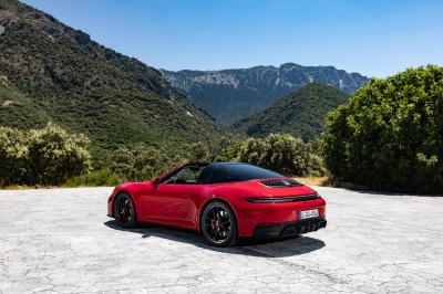 Porsche 911 Targa (992.2) 4 GTS T-Hybrid PDK (2024)