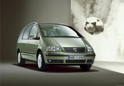 Volkswagen Sharan 1 (2000 Facelift) 2.8 V6 specs, dimensions