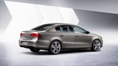 Volkswagen Passat B7 Advance 2.0 TDI 140HP BlueMotion Technology (2012)
