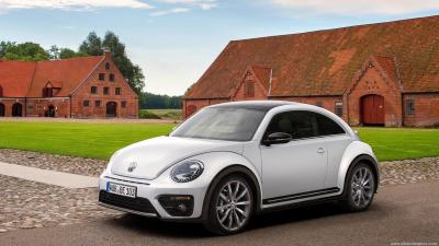 Volkswagen New Beetle 2.3 V5 specs, dimensions