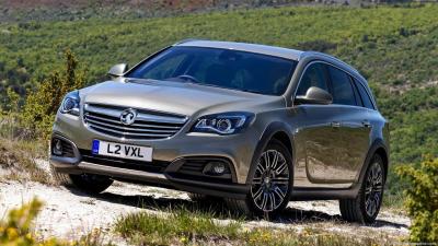 Vauxhall Insignia Country Tourer 2.0 CDTI 170HP specs, dimensions