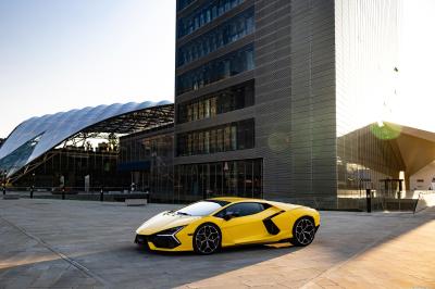 Lamborghini Revuelto 6.5 V12 HPEV AWD (2023)