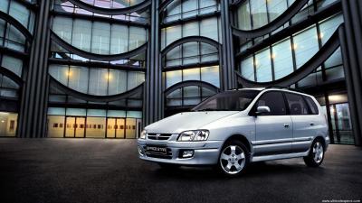 2004 Mitsubishi Space Star Comfort startup, engine and in-depth