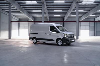 Nissan Interstar L2H2 2025 Van 3.5t dCi 130 (2024)