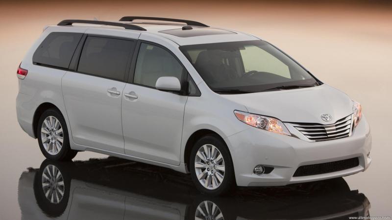 Toyota Sienna III image