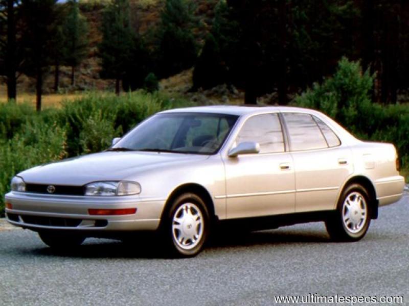 Toyota Camry III image