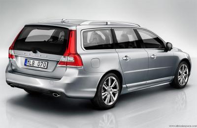 Volvo V70 III Restyling D4 163HP Kinetic (2013)