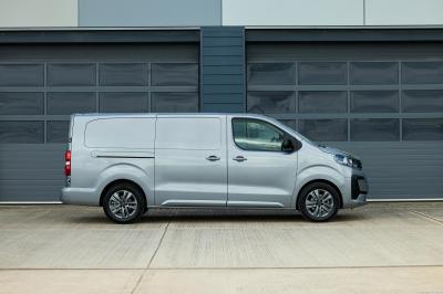 Peugeot Expert L3 Van 2024 2.0 BlueHDi 145 (2024)