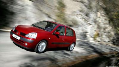 Renault Clio 2 Phase 2 5 Doors 1.5 dCi 80HP Pack Dynamique (2001)