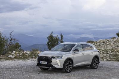 DS DS 7 2022 1.6 360HP E-Tense 4x4 Automatic (2022)