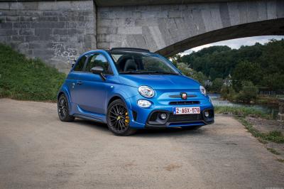 Abarth 595C 2017 1.4 T-Jet 165 Linea Competizione Technical Specs, Fuel ...