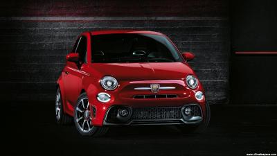 Behold the 165-HP, 2020 Fiat 500 Abarth 595 Pista We Won't Be Getting in  the US